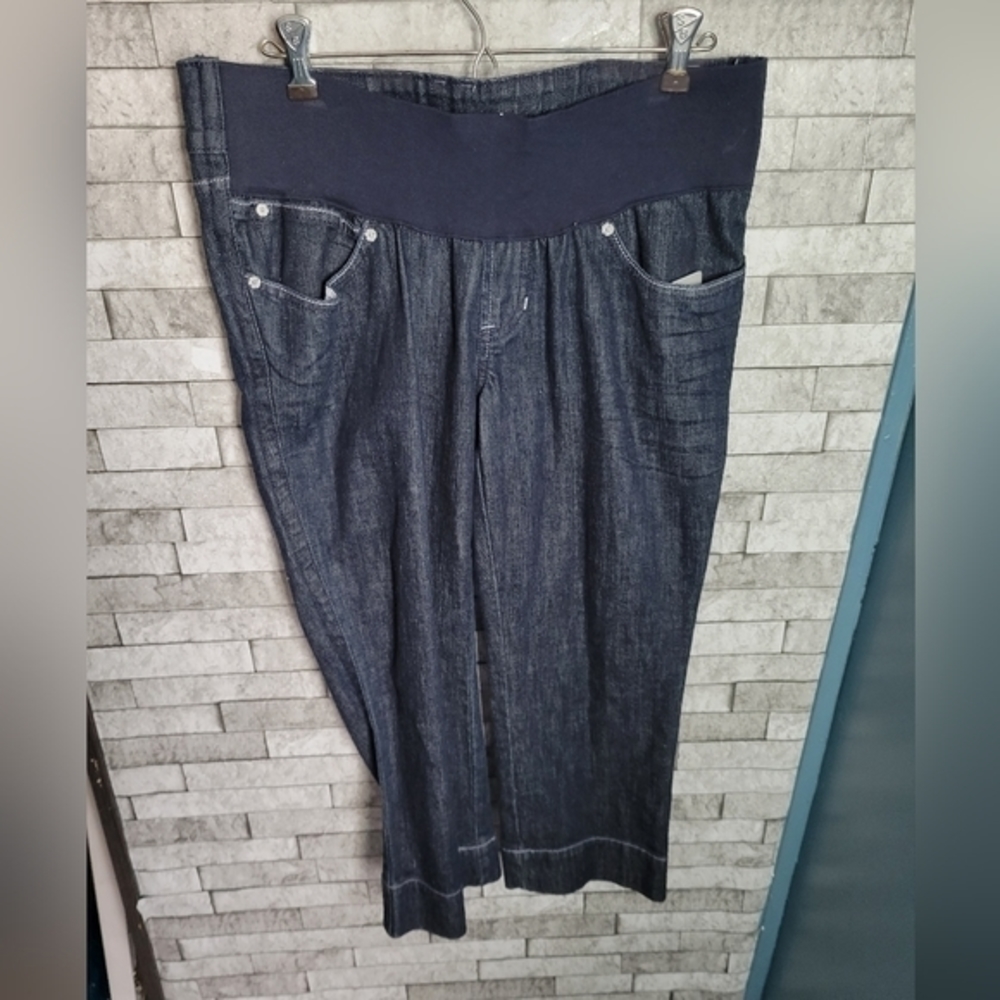 Ana NWOT Size Small Maternity crop pants‎ below belly fit back support
